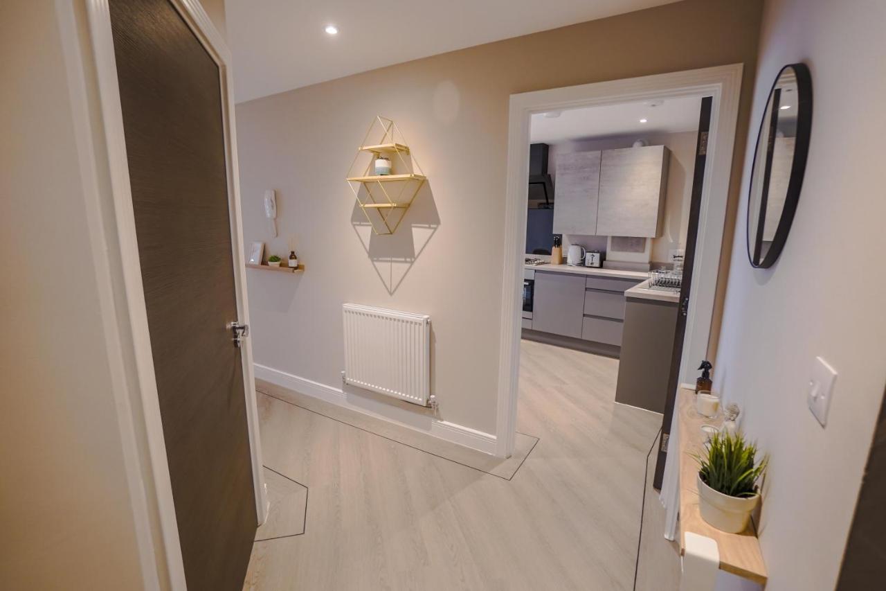 Beautiful Two Bedroom Harbour Side Apartment Poole Eksteriør billede