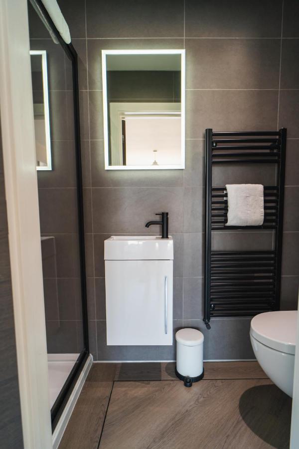 Beautiful Two Bedroom Harbour Side Apartment Poole Eksteriør billede